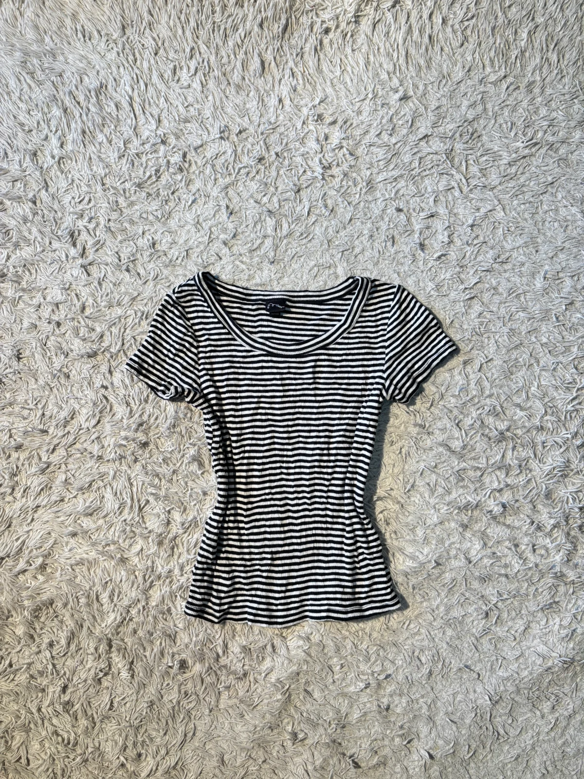 black and white stripes tee